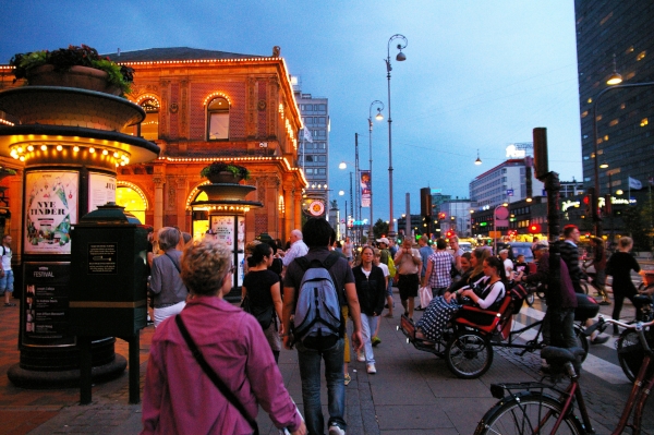 title: Stay in DENMARK 1 | Page No,8 | No.36 | sync-furniture | 株式会社 SYNC | 福岡県 家具工房 | オーダーメイドキッチン