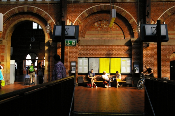 title: Stay in DENMARK 2 | Page No,9 | No.13 | sync-furniture | 株式会社 SYNC | 福岡県 家具工房 | オーダーメイドキッチン