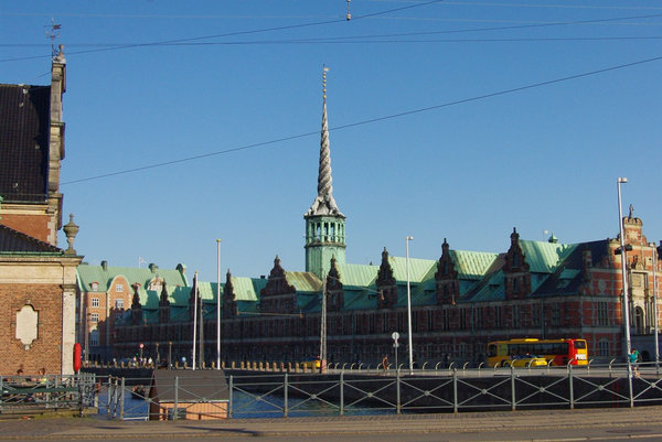 title: Stay in DENMARK 3 | Page No,10 | No.39 | sync-furniture | 株式会社 SYNC | 福岡県 家具工房 | オーダーメイドキッチン