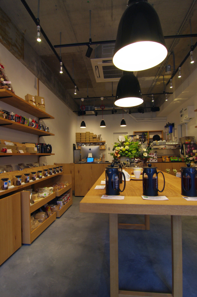 title: SHOP|ADACHI COFFEE | Page No,26 | No.7 | sync-furniture | 株式会社 SYNC | 福岡県 家具工房 | オーダーメイドキッチン