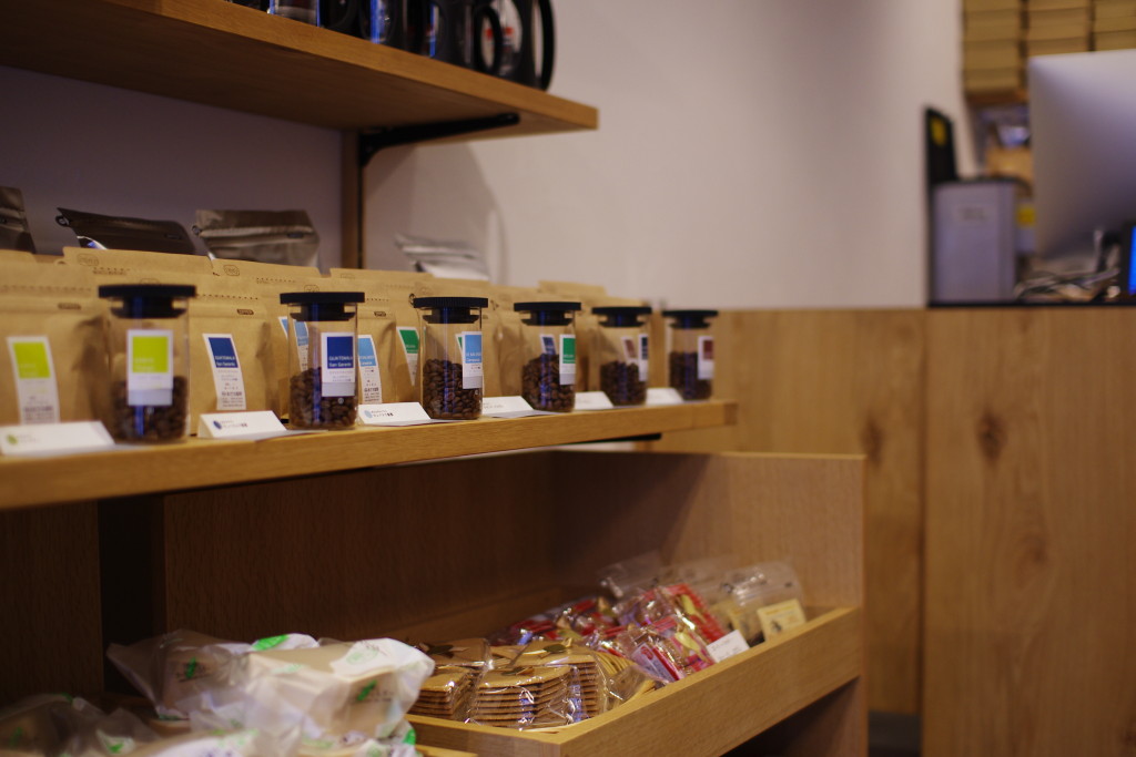 title: SHOP|ADACHI COFFEE | Page No,26 | No.6 | sync-furniture | 株式会社 SYNC | 福岡県 家具工房 | オーダーメイドキッチン