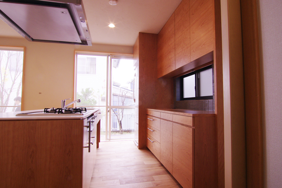 title: HOUSE 14 | Page No,6 | No.8 | sync-furniture | 株式会社 SYNC | 福岡県 家具工房 | オーダーメイドキッチン