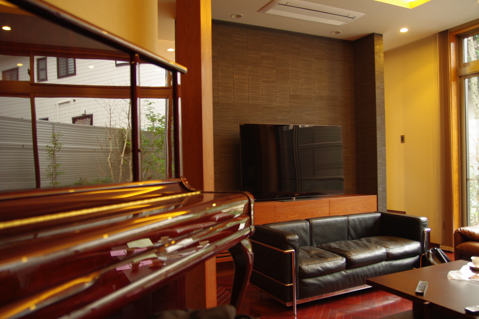 title: HOUSE 44 | Page No,46 | No.3 | sync-furniture | 株式会社 SYNC | 福岡県 家具工房 | オーダーメイドキッチン