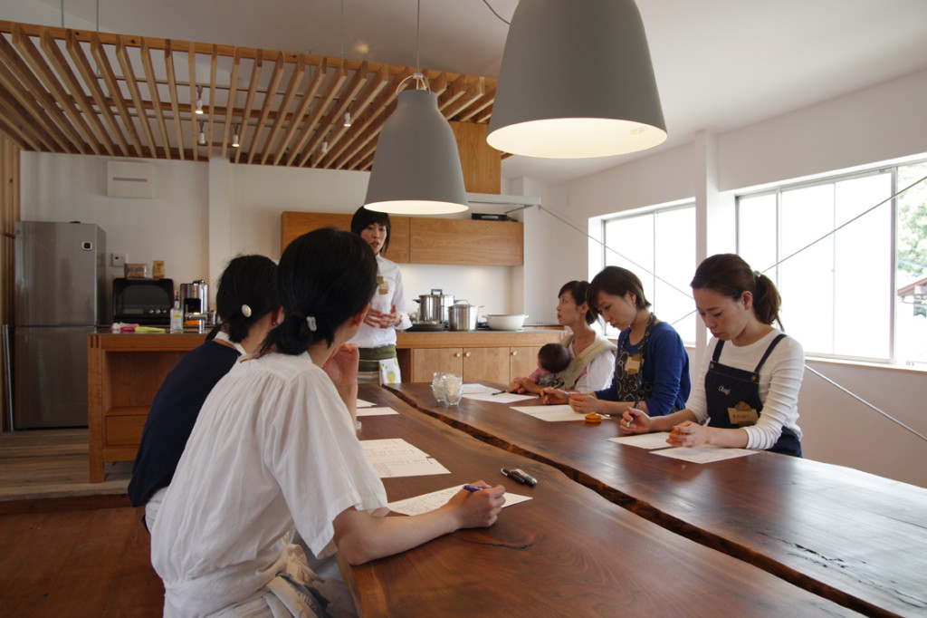 title: マサミール研究所 “料理教室  vol.0” | Page No,29 | No.1 | sync-furniture | 株式会社 SYNC | 福岡県 家具工房 | オーダーメイドキッチン