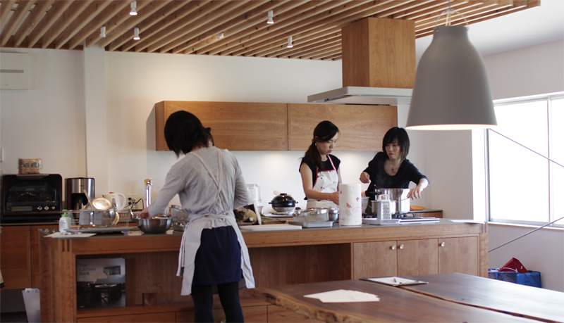 title: 06.29 mon　 | Page No,34 | No.3 | sync-furniture | 株式会社 SYNC | 福岡県 家具工房 | オーダーメイドキッチン