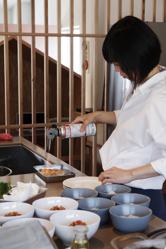 title: マサミール研究所 “料理教室”｜2015.7.29 | Page No,44 | No.9 | sync-furniture | 株式会社 SYNC | 福岡県 家具工房 | オーダーメイドキッチン