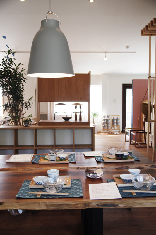 title: マサミール研究所 “料理教室”｜2015.8.19 | Page No,52 | No.1 | sync-furniture | 株式会社 SYNC | 福岡県 家具工房 | オーダーメイドキッチン