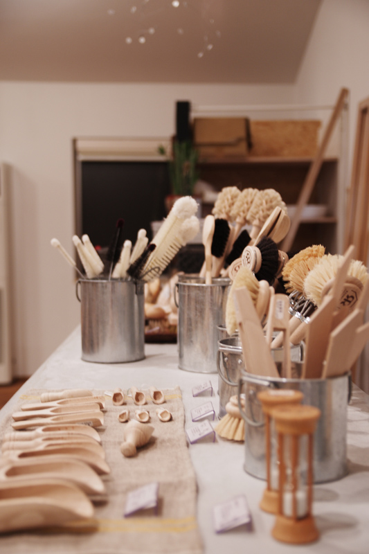 title: 09.29 tue | Page No,60 | No.1 | sync-furniture | 株式会社 SYNC | 福岡県 家具工房 | オーダーメイドキッチン