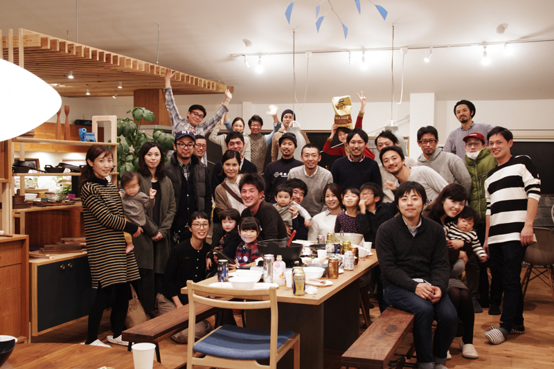 title: 12.12 sat | Page No,77 | No.1 | sync-furniture | 株式会社 SYNC | 福岡県 家具工房 | オーダーメイドキッチン