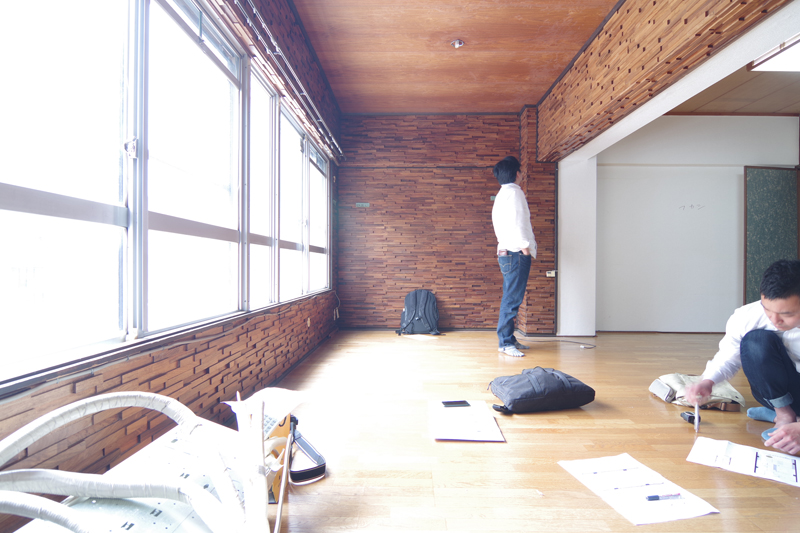 title: 05.06 fri | Page No,102 | No.3 | sync-furniture | 株式会社 SYNC | 福岡県 家具工房 | オーダーメイドキッチン