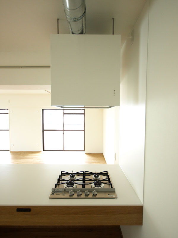 title: RENOVATION 03｜マンション | Page No,116 | No.18 | sync-furniture | 株式会社 SYNC | 福岡県 家具工房 | オーダーメイドキッチン