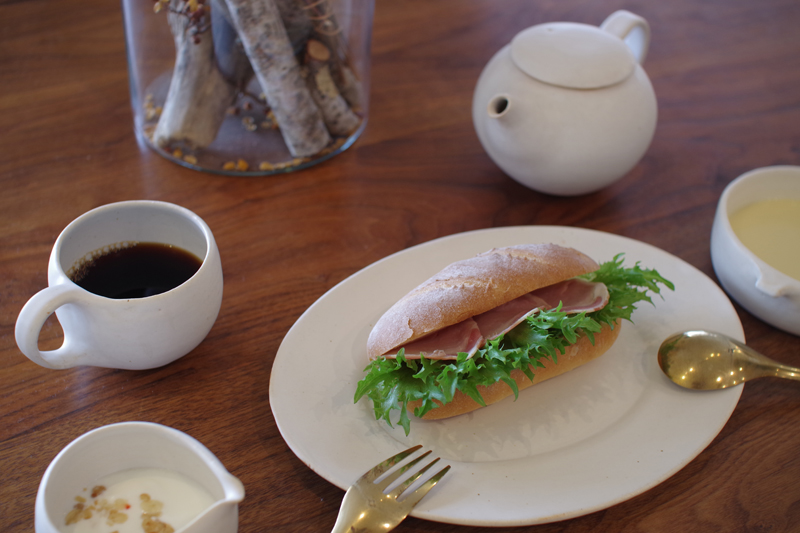 title: 04.06 thu | Page No,121 | No.1 | sync-furniture | 株式会社 SYNC | 福岡県 家具工房 | オーダーメイドキッチン