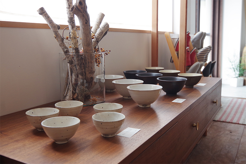 title: 吉永サダム 作陶展｜2017.7.22–7.29 | Page No,145 | No.4 | sync-furniture | 株式会社 SYNC | 福岡県 家具工房 | オーダーメイドキッチン