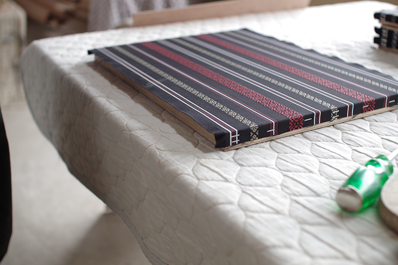 title: 04.30 mon | Page No,184 | No.1 | sync-furniture | 株式会社 SYNC | 福岡県 家具工房 | オーダーメイドキッチン