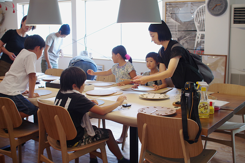 title: 時計づくりWS｜2018夏 | Page No,209 | No.3 | sync-furniture | 株式会社 SYNC | 福岡県 家具工房 | オーダーメイドキッチン