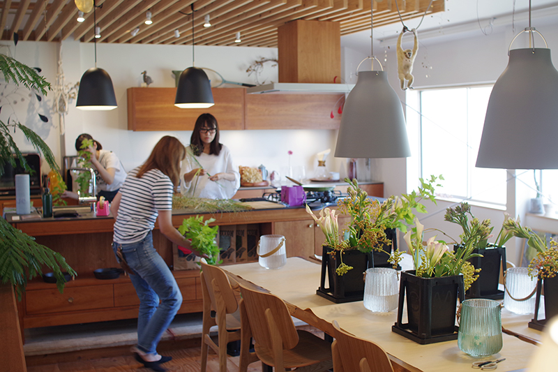 title: HANA.BI “投げ入れWS”｜2018.8.4 | Page No,210 | No.2 | sync-furniture | 株式会社 SYNC | 福岡県 家具工房 | オーダーメイドキッチン