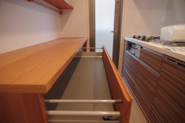 title: HOUSE 17 | Page No,11 | No.3 | sync-furniture | 株式会社 SYNC | 福岡県 家具工房 | オーダーメイドキッチン