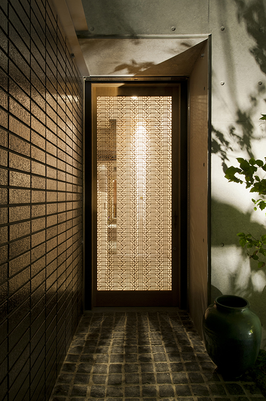 title: SHOP｜博多水炊き  とり田 | Page No,31 | No.2 | sync-furniture | 株式会社 SYNC | 福岡県 家具工房 | オーダーメイドキッチン