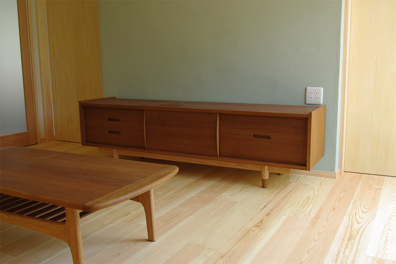 title: HOUSE 45 | Page No,47 | No.10 | sync-furniture | 株式会社 SYNC | 福岡県 家具工房 | オーダーメイドキッチン