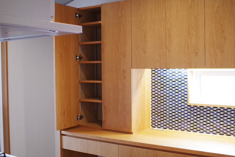 title: HOUSE 57 | Page No,62 | No.9 | sync-furniture | 株式会社 SYNC | 福岡県 家具工房 | オーダーメイドキッチン