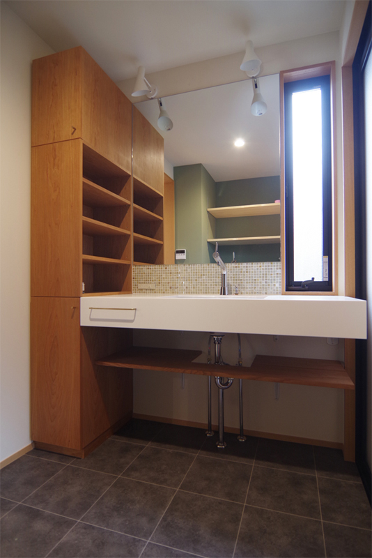 title: HOUSE 57 | Page No,62 | No.10 | sync-furniture | 株式会社 SYNC | 福岡県 家具工房 | オーダーメイドキッチン