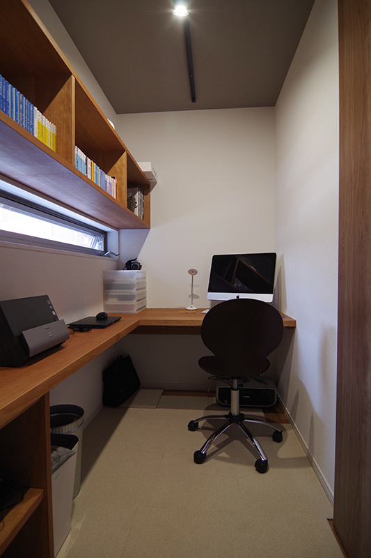 title: HOUSE 71 | Page No,78 | No.4 | sync-furniture | 株式会社 SYNC | 福岡県 家具工房 | オーダーメイドキッチン