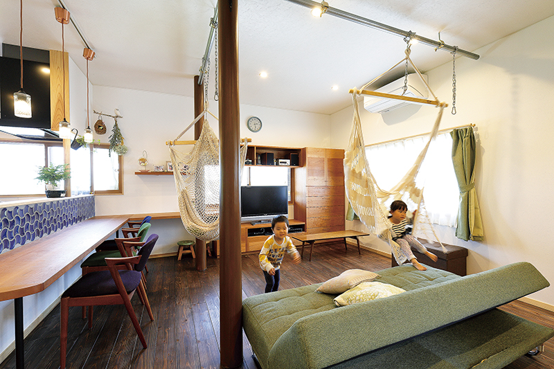 title: HOUSE 76 | Page No,83 | No.4 | sync-furniture | 株式会社 SYNC | 福岡県 家具工房 | オーダーメイドキッチン