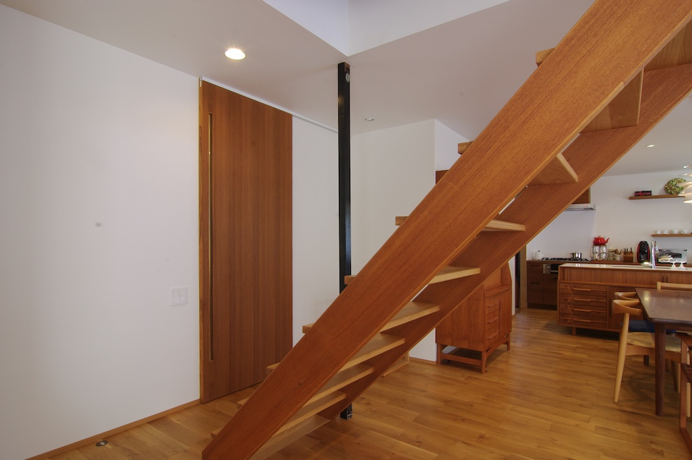 title: RENOVATION 01｜戸建て | Page No,26 | No.18 | sync-furniture | 株式会社 SYNC | 福岡県 家具工房 | オーダーメイドキッチン