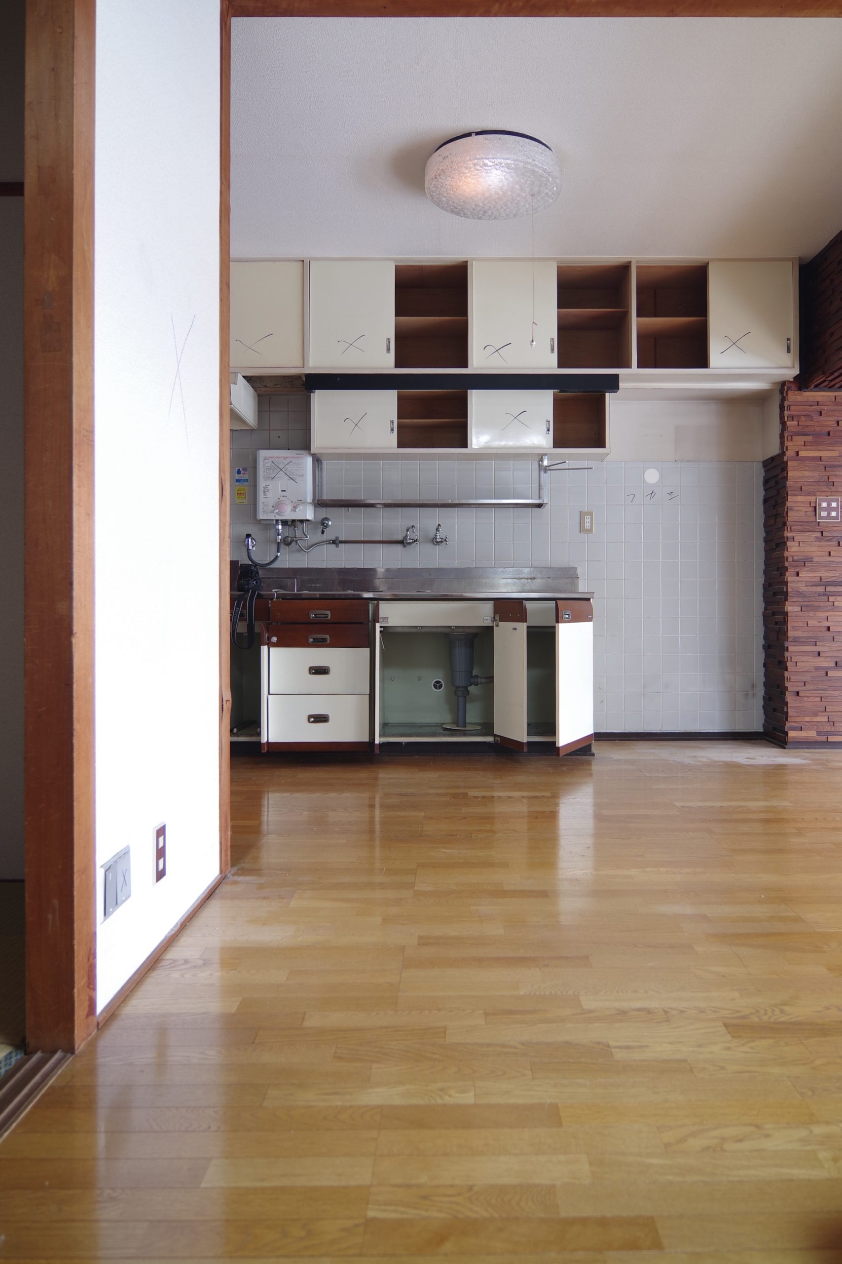 title: RENOVATION 05｜マンション | Page No,118 | No.5 | sync-furniture | 株式会社 SYNC | 福岡県 家具工房 | オーダーメイドキッチン