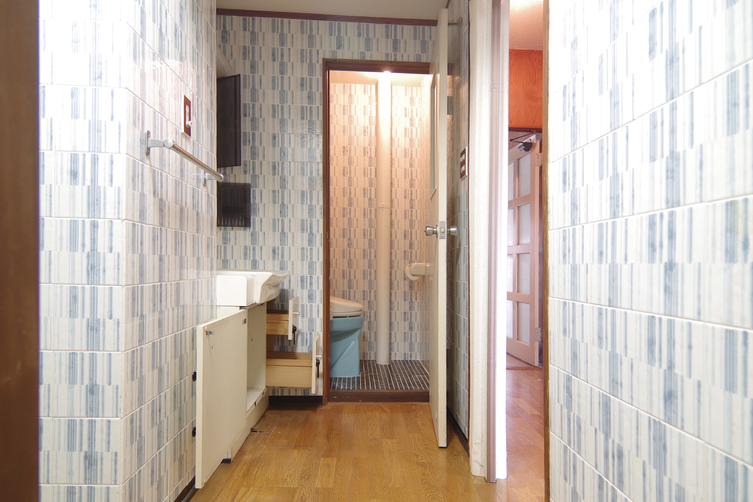 title: RENOVATION 05｜マンション | Page No,118 | No.10 | sync-furniture | 株式会社 SYNC | 福岡県 家具工房 | オーダーメイドキッチン