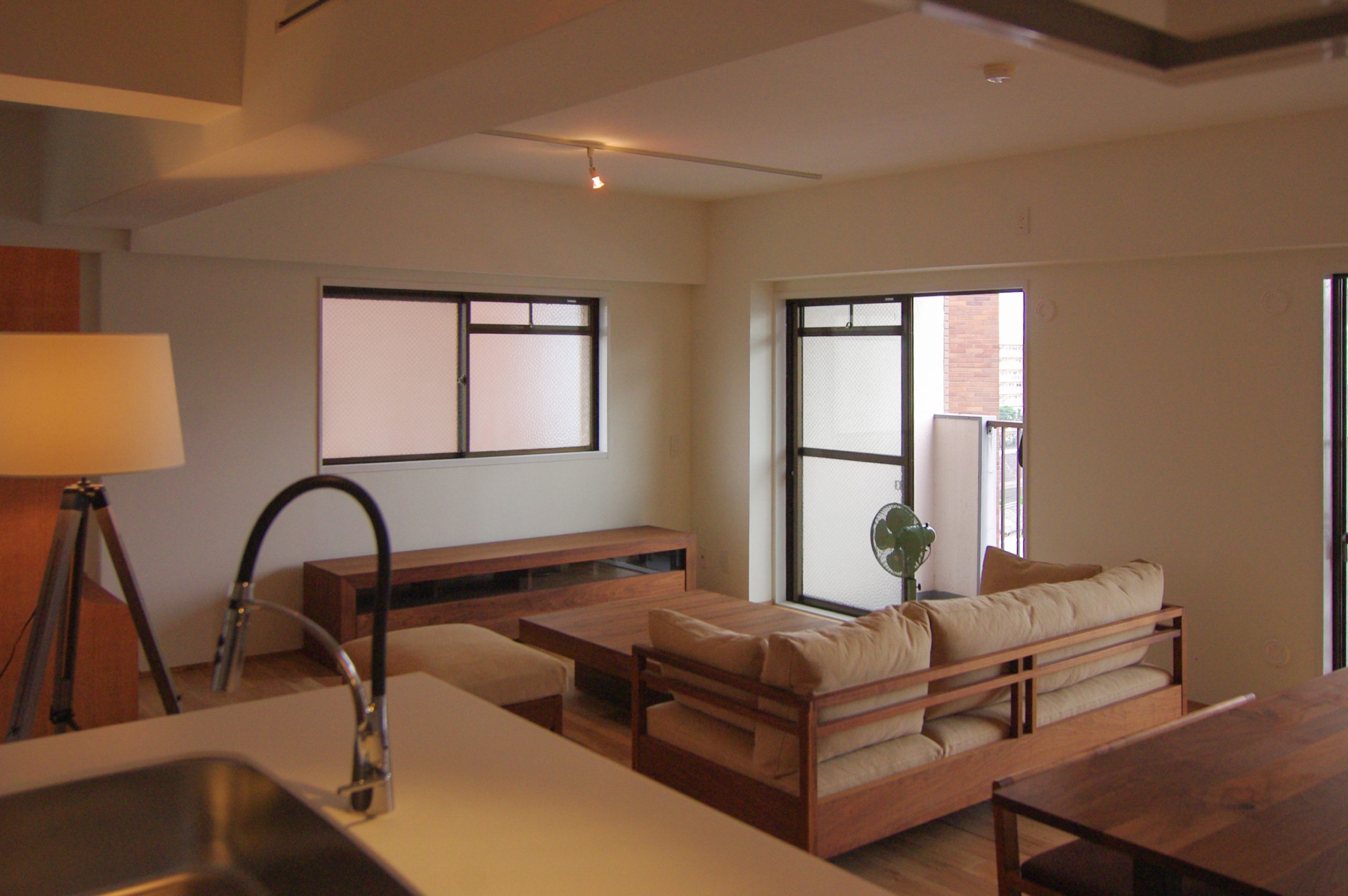 title: RENOVATION 03｜マンション | Page No,116 | No.25 | sync-furniture | 株式会社 SYNC | 福岡県 家具工房 | オーダーメイドキッチン