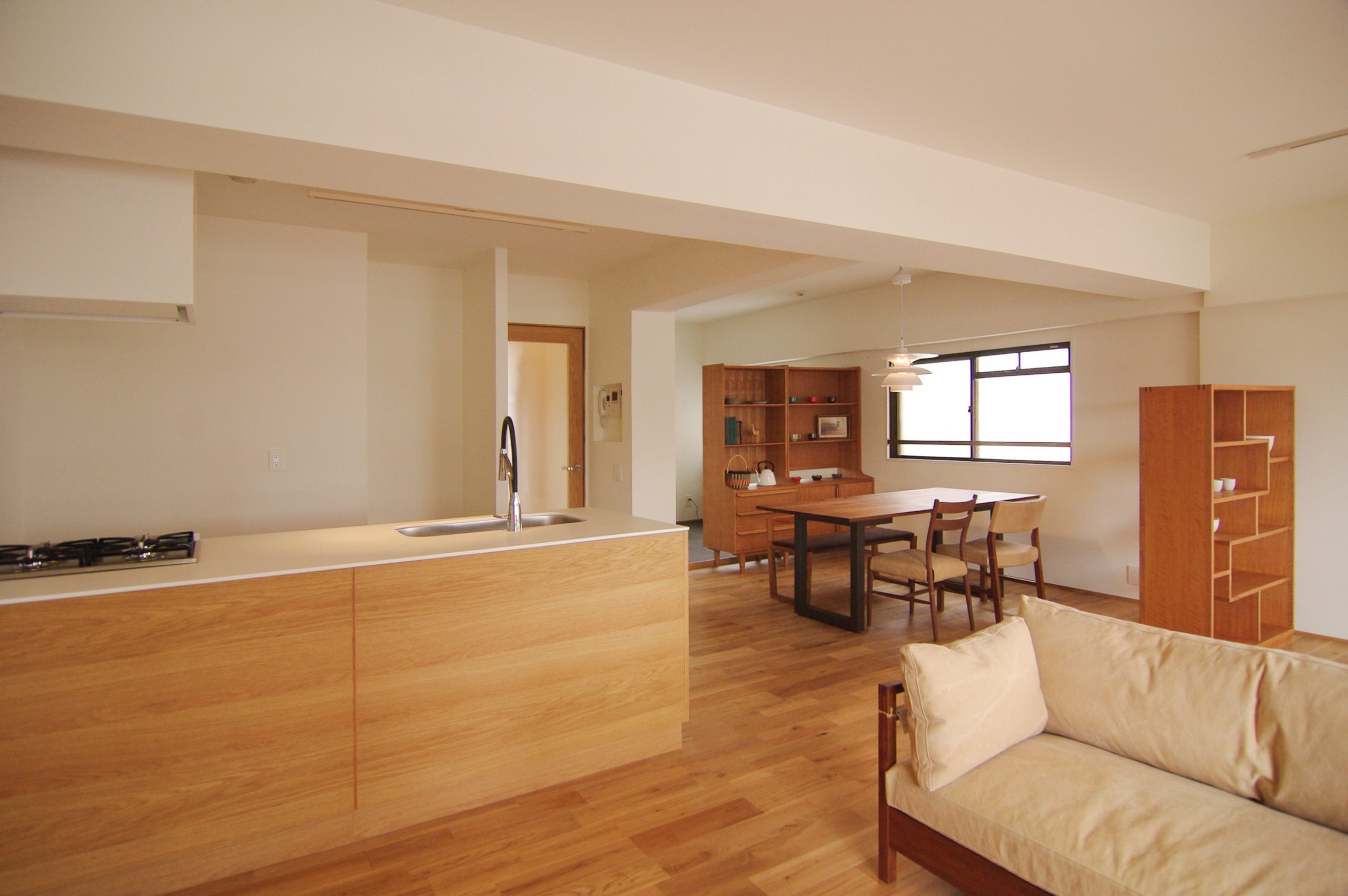 title: RENOVATION 03｜マンション | Page No,116 | No.1 | sync-furniture | 株式会社 SYNC | 福岡県 家具工房 | オーダーメイドキッチン