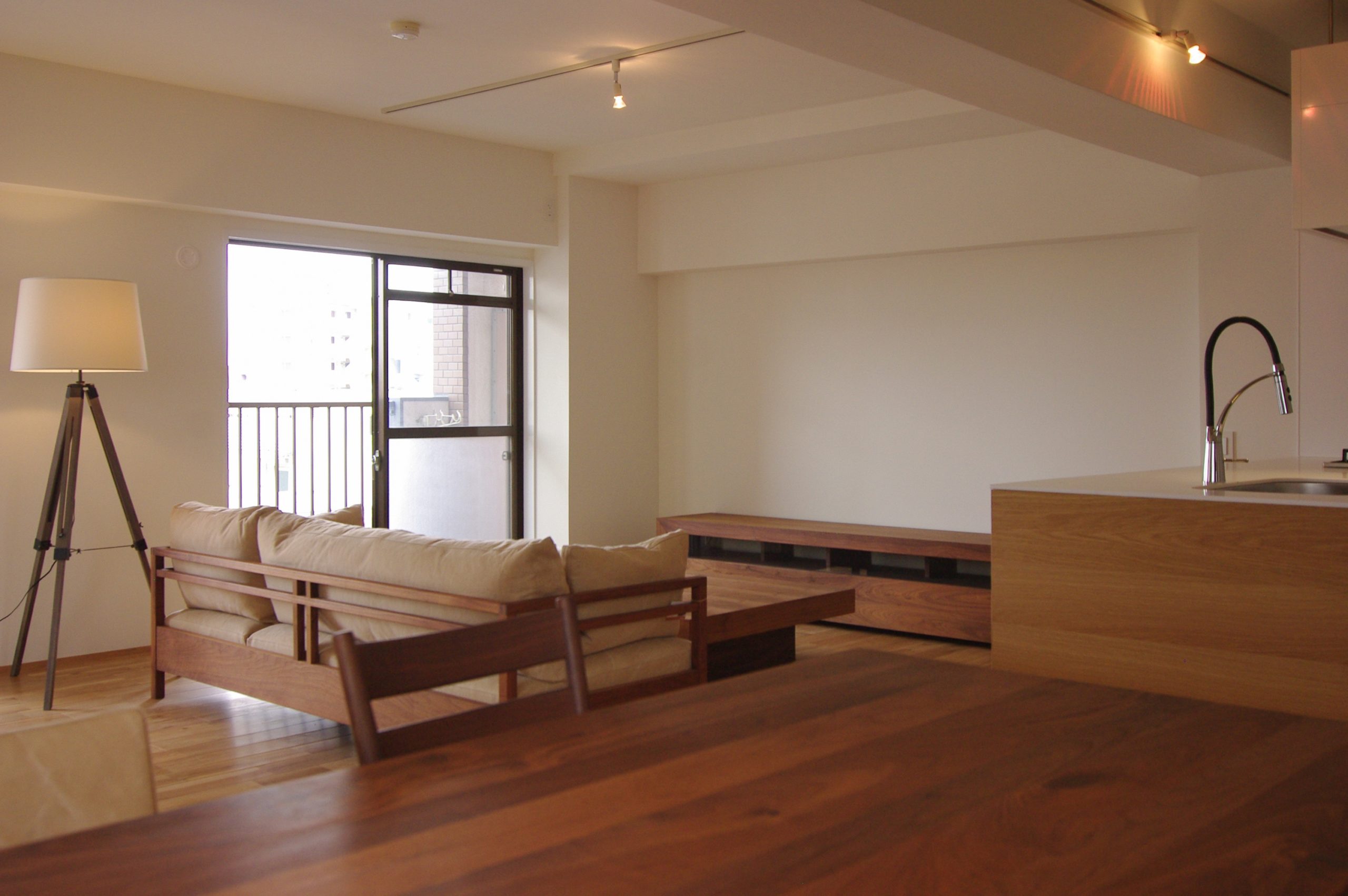 title: RENOVATION 03｜マンション | Page No,116 | No.34 | sync-furniture | 株式会社 SYNC | 福岡県 家具工房 | オーダーメイドキッチン
