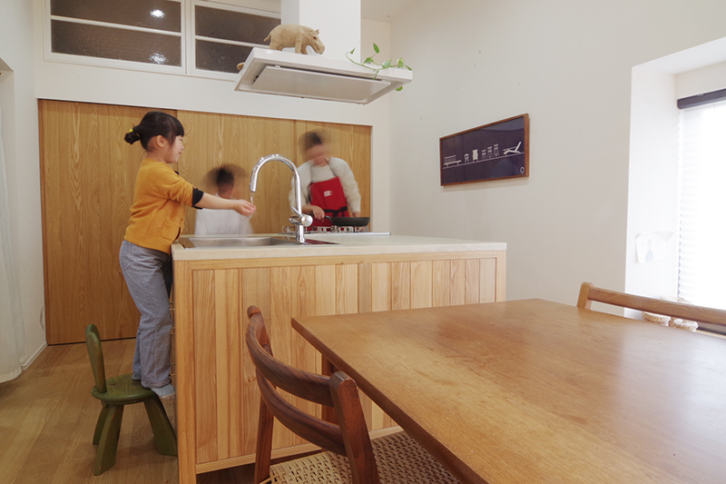 title: RENOVATION 06｜戸建て | Page No,204 | No.17 | sync-furniture | 株式会社 SYNC | 福岡県 家具工房 | オーダーメイドキッチン