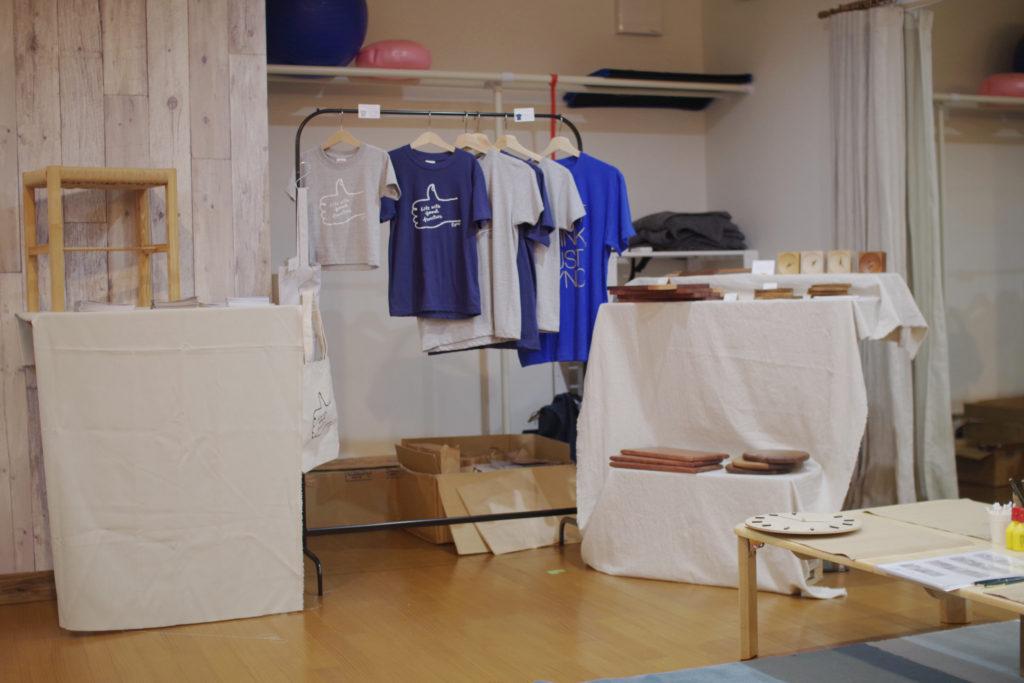 title: おんが駅前にあつマルシェ “時計づくりWS”｜2018.9.9 | Page No,223 | No.2 | sync-furniture | 株式会社 SYNC | 福岡県 家具工房 | オーダーメイドキッチン