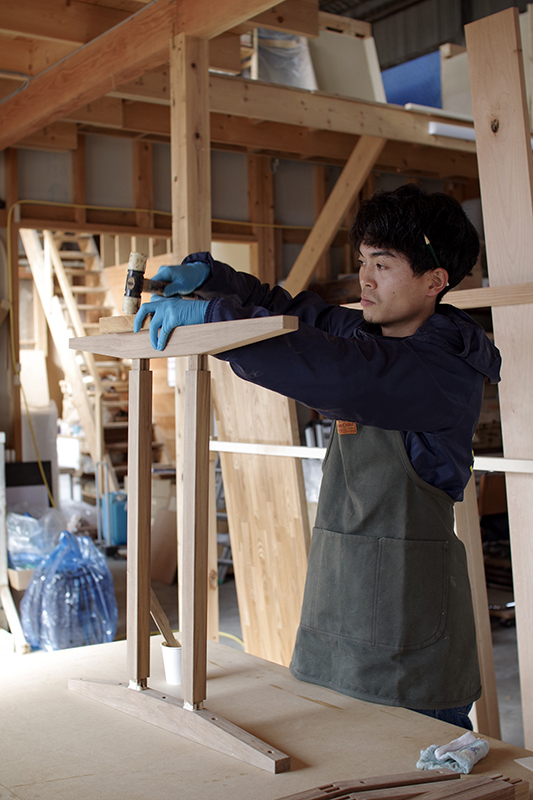 title: 12.18 tue | Page No,245 | No.2 | sync-furniture | 株式会社 SYNC | 福岡県 家具工房 | オーダーメイドキッチン