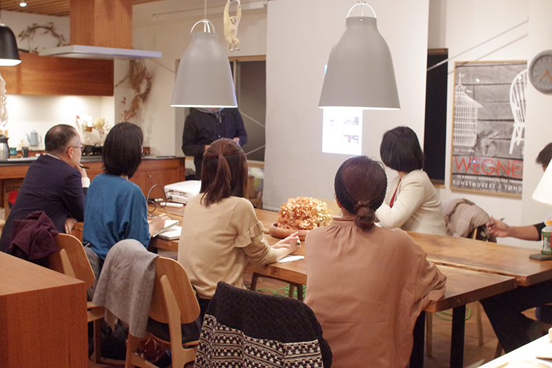 title: camikiti “文字入れを考えた写真の撮り方講座”｜2018.12.5 | Page No,239 | No.2 | sync-furniture | 株式会社 SYNC | 福岡県 家具工房 | オーダーメイドキッチン