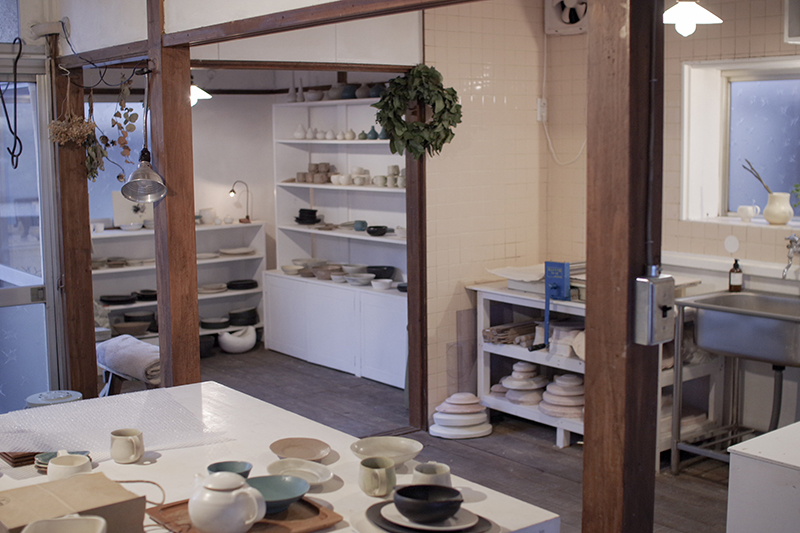 title: 12.17 mon | Page No,244 | No.5 | sync-furniture | 株式会社 SYNC | 福岡県 家具工房 | オーダーメイドキッチン