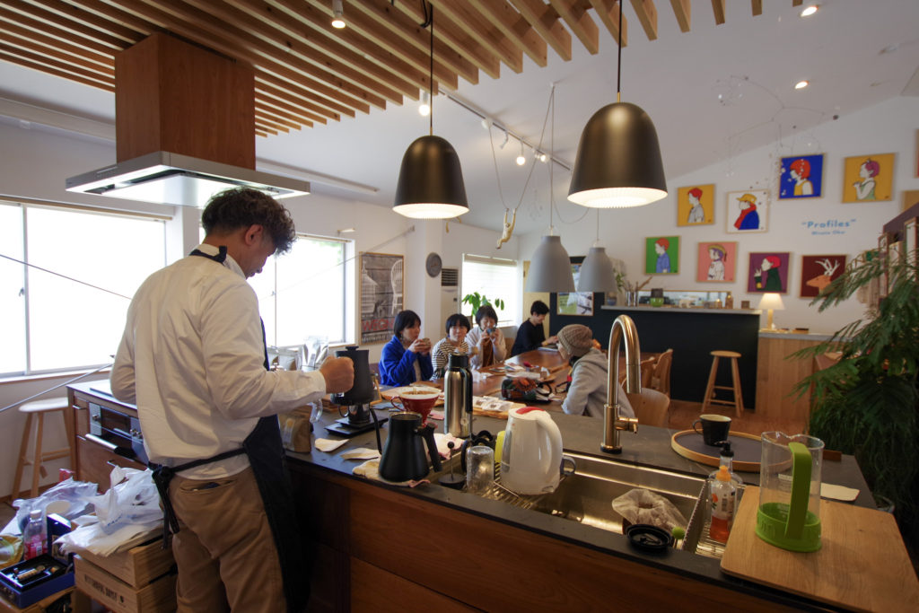 title: Misato Oka “Profiles” 横顔オーダー会｜2019.4.27-28 | Page No,281 | No.14 | sync-furniture | 株式会社 SYNC | 福岡県 家具工房 | オーダーメイドキッチン