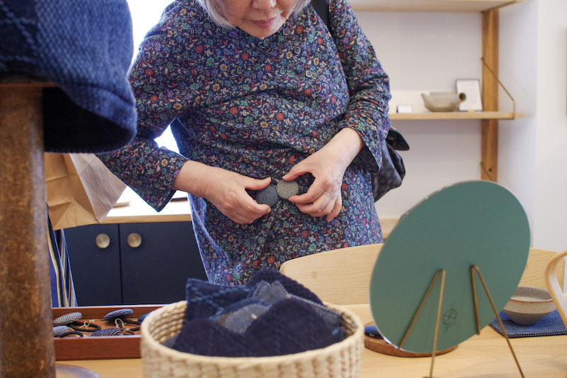 title: うしじま縫製 “武州正藍染 雑貨 受注会”｜2019.4.22-28 | Page No,282 | No.17 | sync-furniture | 株式会社 SYNC | 福岡県 家具工房 | オーダーメイドキッチン