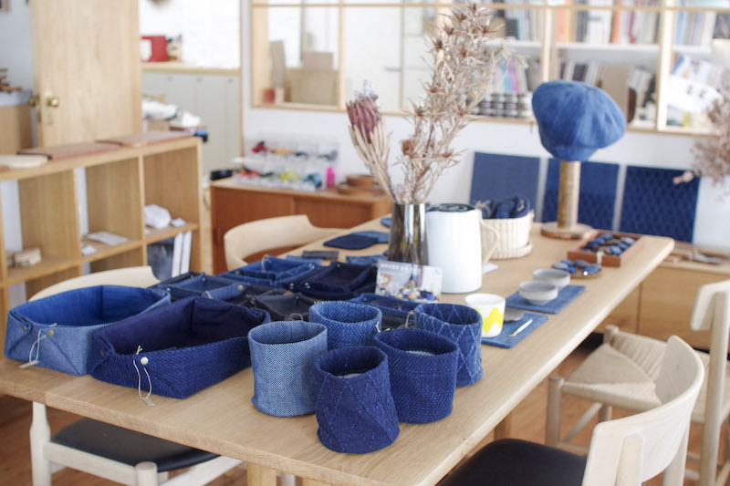 title: うしじま縫製 “武州正藍染 雑貨 受注会”｜2019.4.22-28 | Page No,282 | No.5 | sync-furniture | 株式会社 SYNC | 福岡県 家具工房 | オーダーメイドキッチン