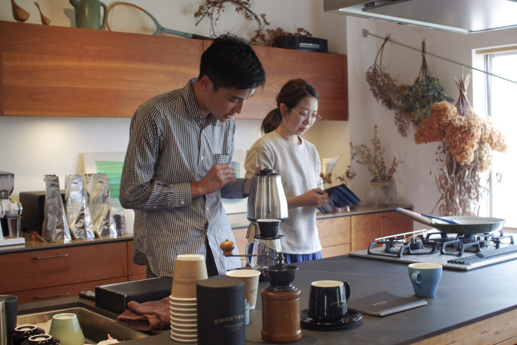 title: Misato Oka “Profiles” 横顔オーダー会｜2019.4.27-28 | Page No,281 | No.16 | sync-furniture | 株式会社 SYNC | 福岡県 家具工房 | オーダーメイドキッチン