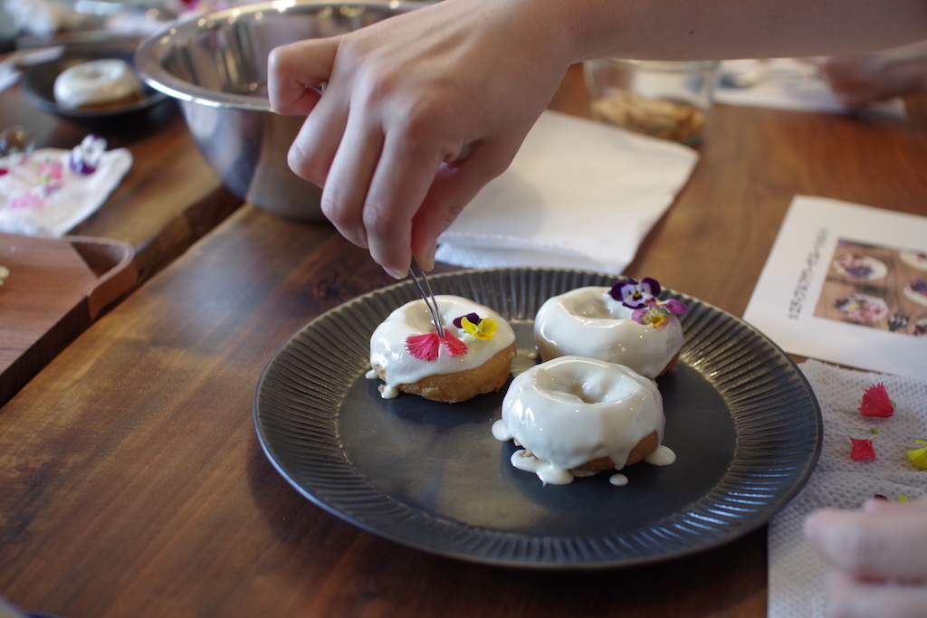 title: sawafu “エディブルフラワー1Day lesson”｜2019夏 | Page No,292 | No.10 | sync-furniture | 株式会社 SYNC | 福岡県 家具工房 | オーダーメイドキッチン