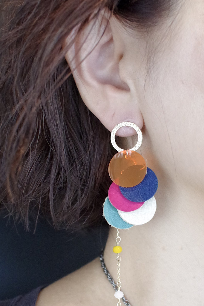 title: 手染めレースとマーブルレザーのアクセサリー作り｜2019.7.3 | Page No,303 | No.12 | sync-furniture | 株式会社 SYNC | 福岡県 家具工房 | オーダーメイドキッチン