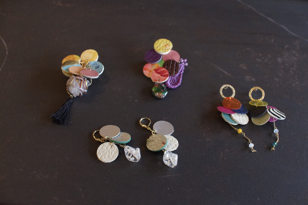 title: 手染めレースとマーブルレザーのアクセサリー作り｜2019.7.3 | Page No,303 | No.13 | sync-furniture | 株式会社 SYNC | 福岡県 家具工房 | オーダーメイドキッチン