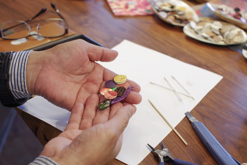 title: 手染めレースとマーブルレザーのアクセサリー作り｜2019.7.3 | Page No,303 | No.7 | sync-furniture | 株式会社 SYNC | 福岡県 家具工房 | オーダーメイドキッチン