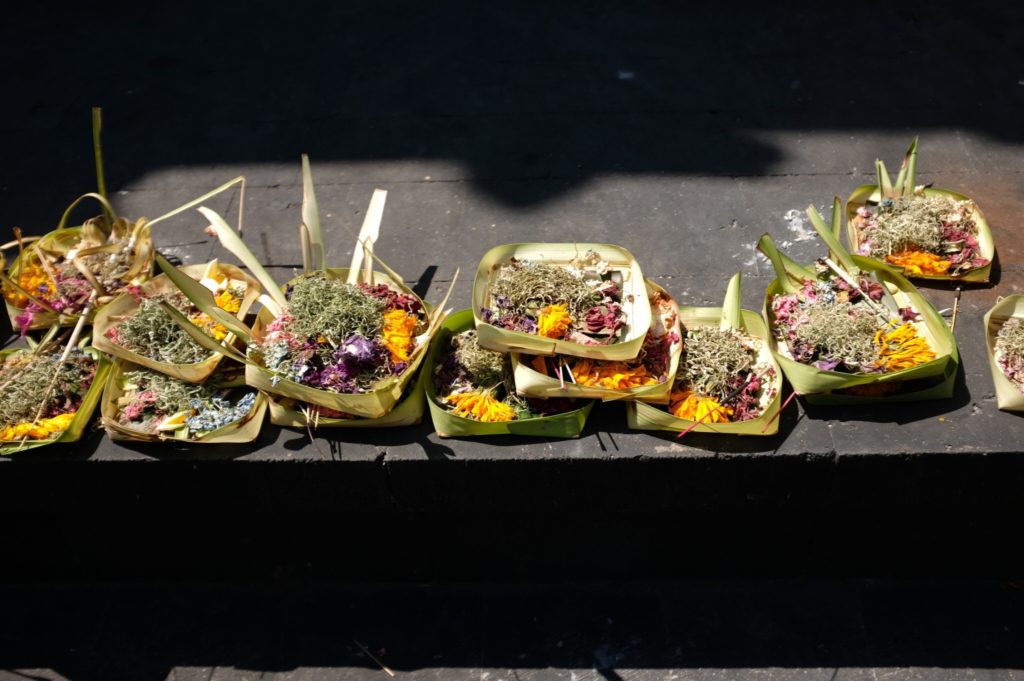 title: 10.21 mon | Page No,337 | No.15 | sync-furniture | 株式会社 SYNC | 福岡県 家具工房 | オーダーメイドキッチン