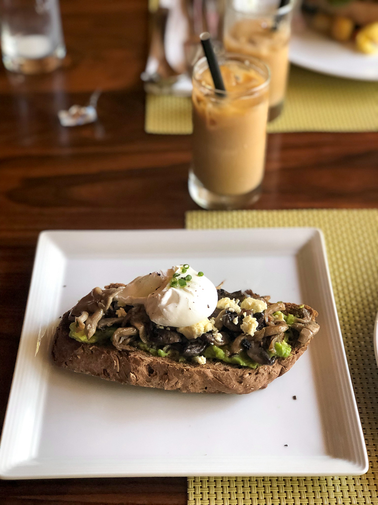 title: 10.21 mon | Page No,337 | No.9 | sync-furniture | 株式会社 SYNC | 福岡県 家具工房 | オーダーメイドキッチン