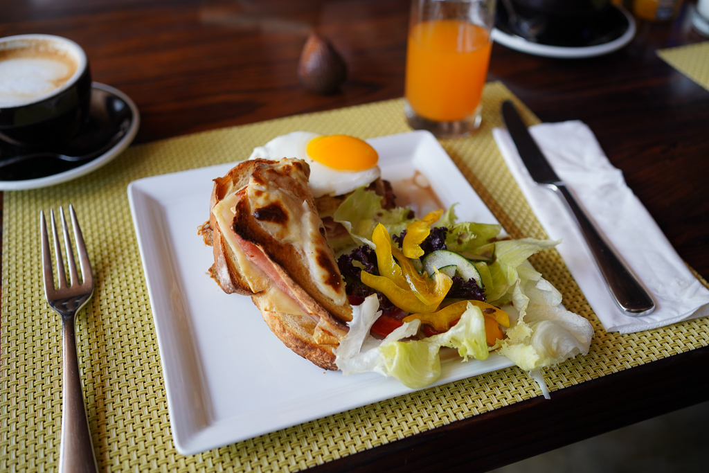 title: 10.21 mon | Page No,337 | No.7 | sync-furniture | 株式会社 SYNC | 福岡県 家具工房 | オーダーメイドキッチン