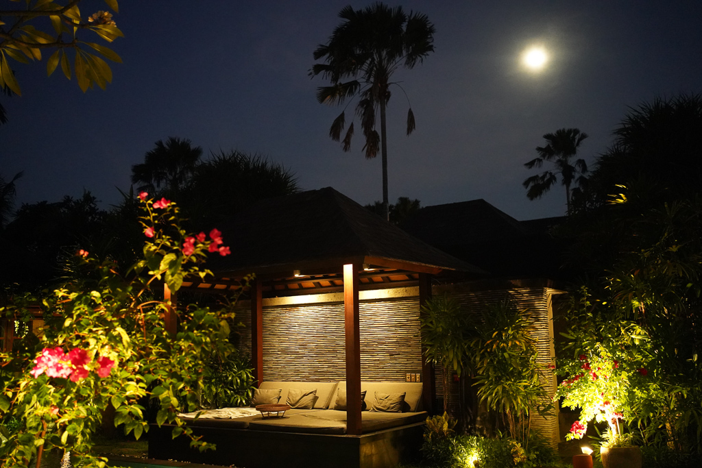 title: 10.21 mon | Page No,337 | No.24 | sync-furniture | 株式会社 SYNC | 福岡県 家具工房 | オーダーメイドキッチン